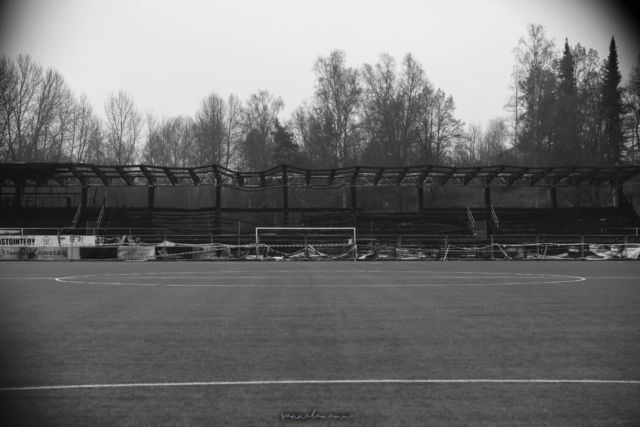 Alvorlig sag: Teenagere brænder stadion ned