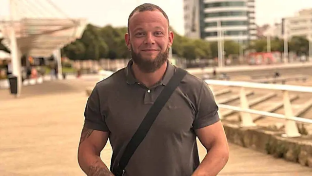 Motorcyklist finder Nikolaj mishandlet og dræbt i vejkryds