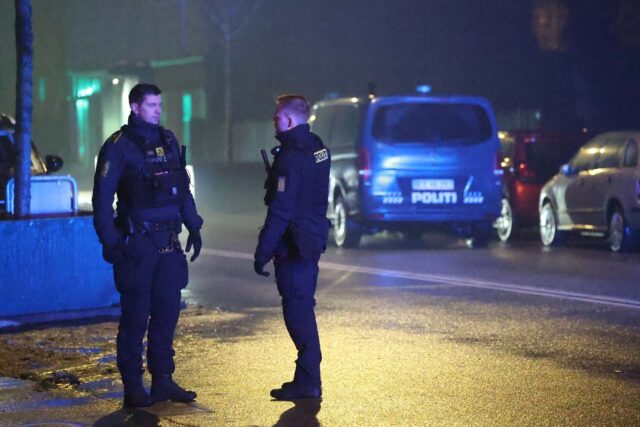 Voldsom hændelse: Politi og redningsfolk massivt til stede