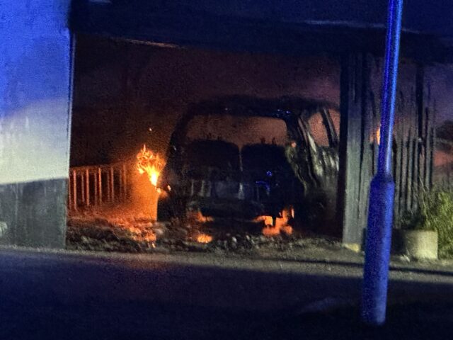 Hus brudt i brand: Beboere evakueret