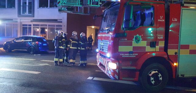 Lolland: Brand bryder ud i lejlighed