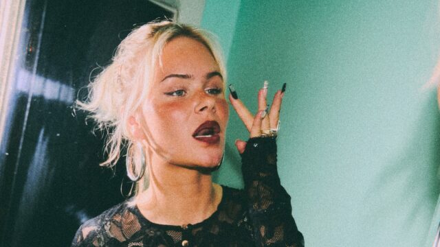 Ung popstjerne med vild bedrift: Første gang i dette århundrede