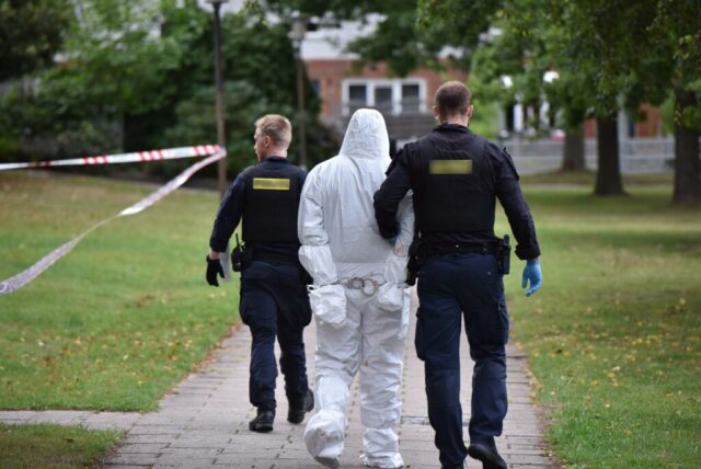 Kendt TV-journalist anholdt for sit arbejde