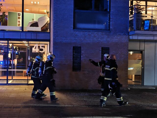 Brand i plejehjem: Person er kommet til skade