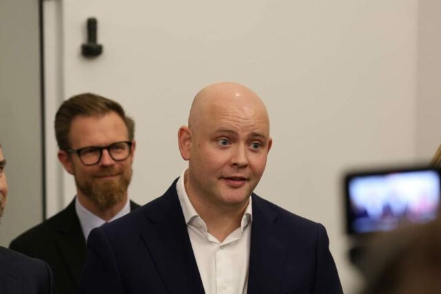 Opgør med ‘inshallah’ og ‘oh my god’: Flertal vil beskytte det danske sprog