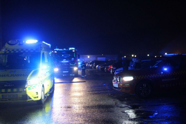 Evakueret: Blå blink rykker ud til lejlighedskompleks