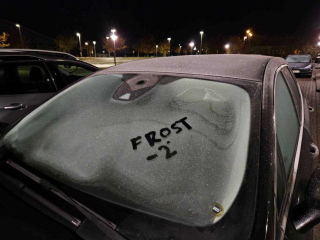 Borger raser: Fik parkeringsbøde på grund af frost