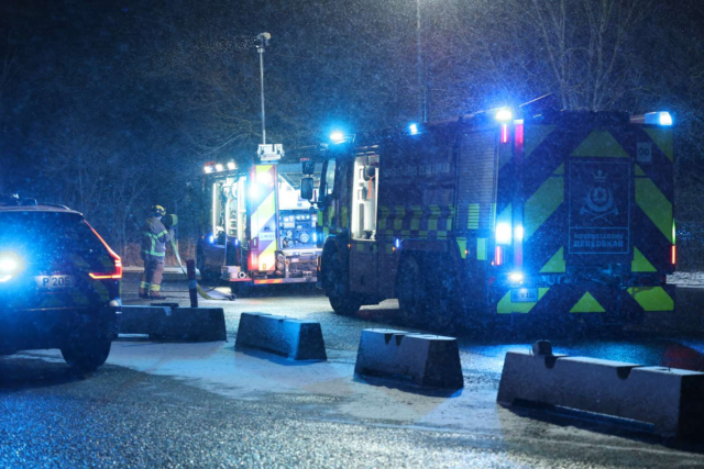 Udrykning til stor lagerhal