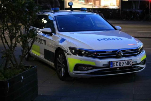 ‘Hun har ikke noget sprog’: 18-årig pige efterlyses