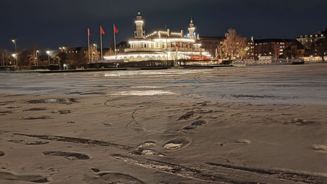 Politiet slår alarm: ‘Hold jer væk’