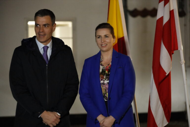 Slutter nu ring om Danmark i farligt opgør med USA: Kan ændre alt