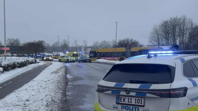 LIGE NU: Buschauffør stukket ned under røveri