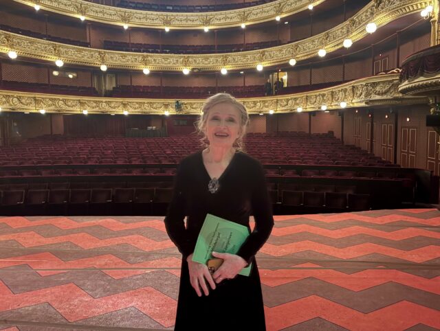 Bodil Jørgensen overrasket med stor pris på scenen