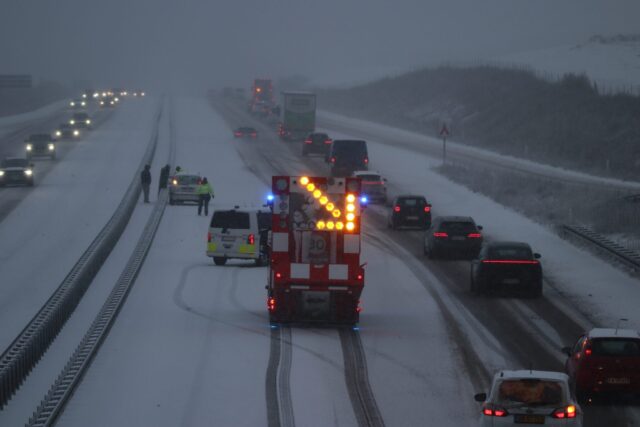 Flere færdselsuheld lammer morgentrafikken