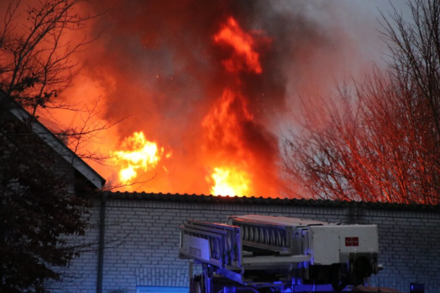 Dødelig villabrand ryster lokalsamfund: To personer fundet indebrændt