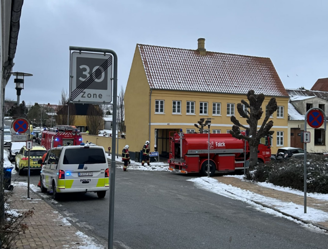 Flere blå blink til stede: Lægehelikopter sendt mod Rigshospitalet