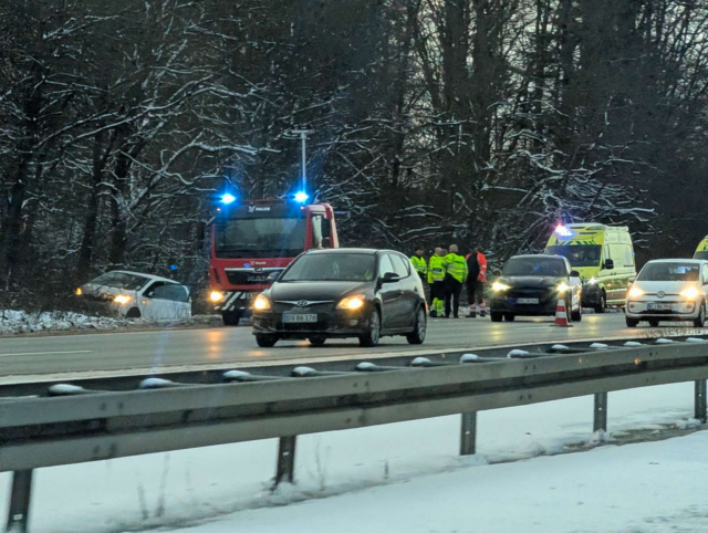 Flere motorvejsspor spærret