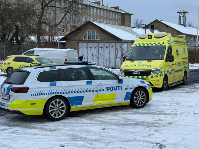 Massiv udrykning til svømmehal