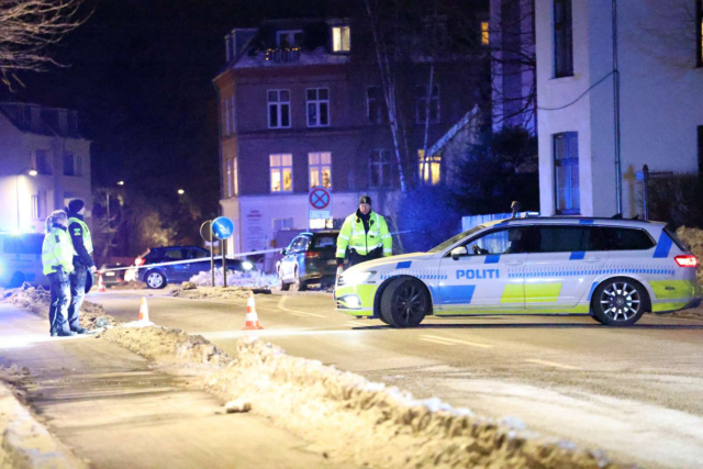 Person kørt på skadestuen efter ulykke: Store afspærringer