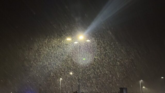 DMI UDSENDER VARSEL: Nu rammer stor snestorm her