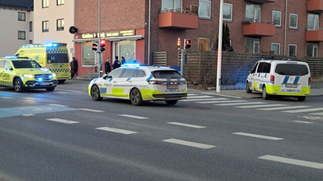 Bagsværd: Beredskabsstyrker til stede ved skole