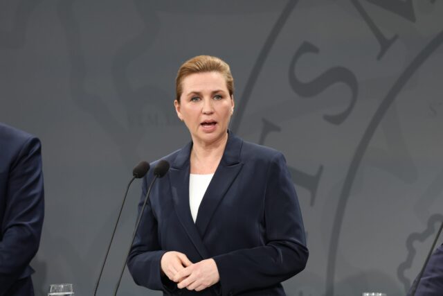 Mette Frederiksen med dyster melding: Trump vil stadig overtage Grønland