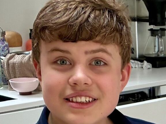 Politiet efterlyser: Gået fra institution uden sko