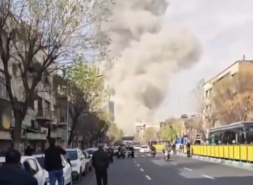 Nyt kæmpeangreb i gang: Massive eksplosioner i hjertet af byen