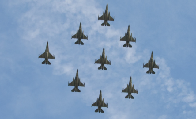 Macron i kæmpe atombombe-melding til Danmark