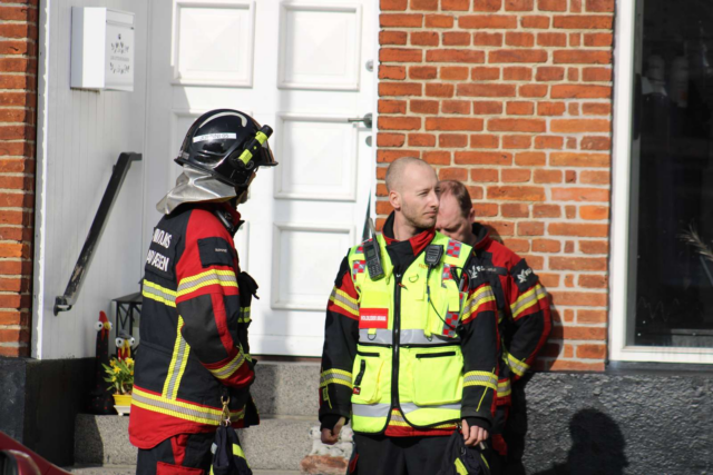 Melding om bygningsbrand: Beredskab rykket ud