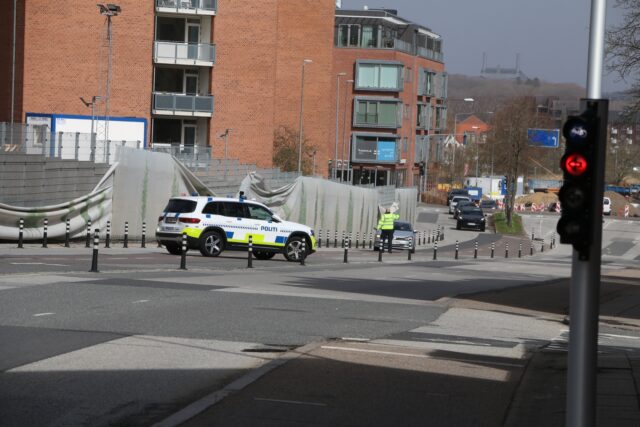 Politiet kommer med alvorlig opfordring: “Hold jer inden døre”