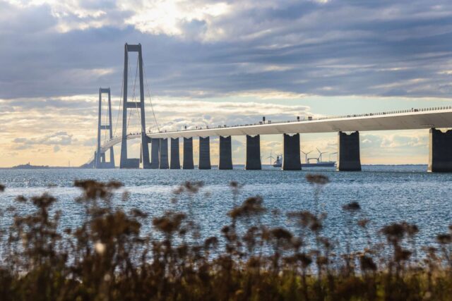 Kaos på Storebælt: Lukker for trafik flere dage