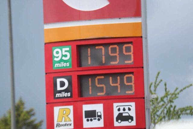 Dårligt nyt: Nu eksploderer oliepriserne igen