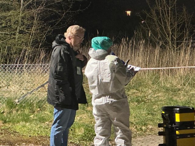 Massiv polititilstedeværelse: Mistænkeligt forhold