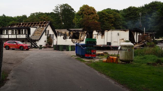 To par får hård straf: Dømt for coronasvindel