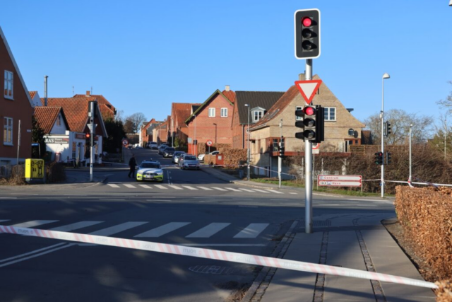 Ung mand brager over for rødt og rammer cyklist: Har nu fået dødelige konsekvenser