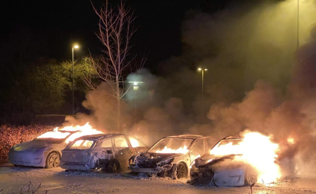 Brandfare i tusindvis af biler: Kæmpe tilbagekaldelse fra flere mærker