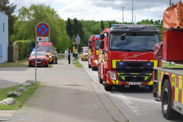 Massiv udrykning til skole på Vestegnen: Elever evakueret