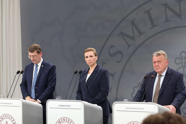 Nye regeringsforhandlinger i gang: Holder kortene tæt til kroppen