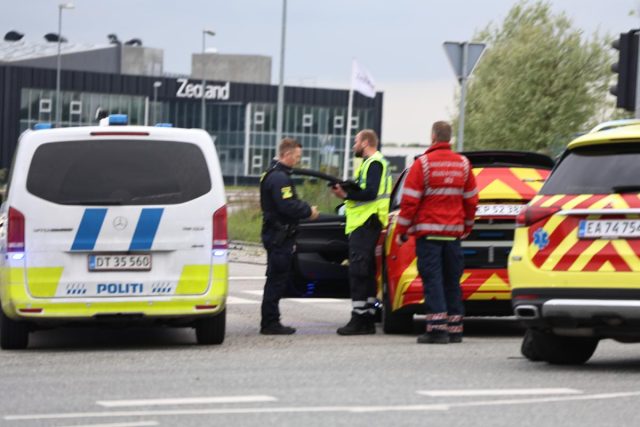 Bombetrussel på skole: Elever er evakueret ud