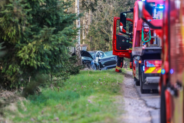 Datter dør og mor kvæstes med far bag rattet