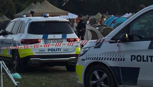 Pige voldtaget foran andre personer på Roskilde Festival