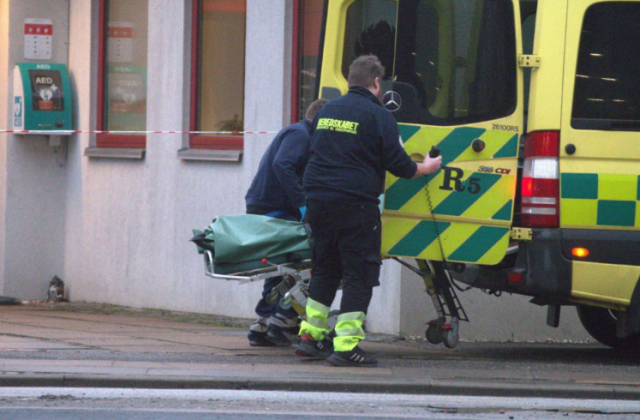 Dræbt med flere knivstik i hovedet
