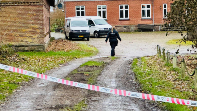 ‘Klokken 05.20 blev vi pludselig vækket’: Familie ansigt til ansigt med morder