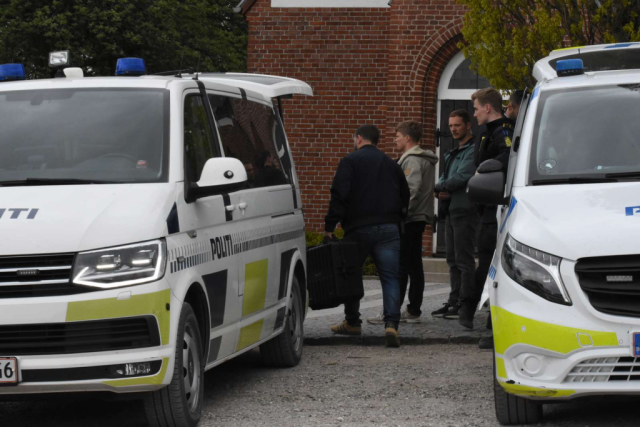 LIGE NU: Kvinde overfaldet og stukket i halsen