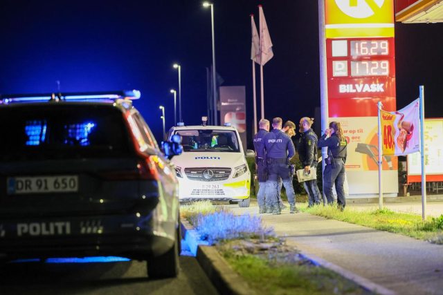 Massivt politiopbud på Circle K: Betjente kommer i DNA-dragter