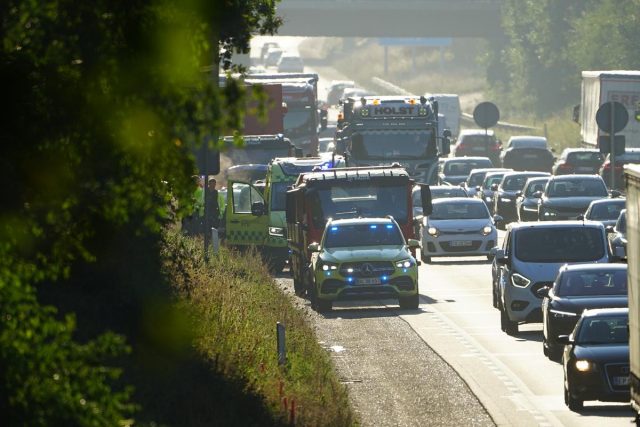 Total kaos i morgentrafikken: Voldsom kø efter uheld