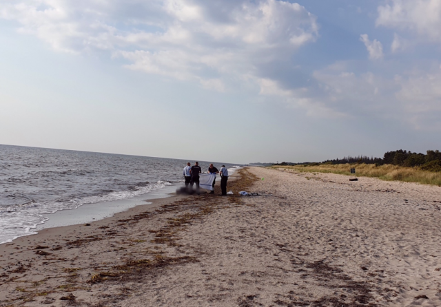 Tragedie på dansk strand: Mand fundet død i vandet