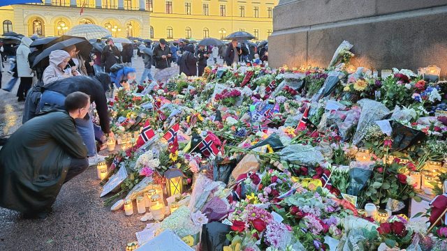 Kort før kong Haralds begravelse: I store problemer