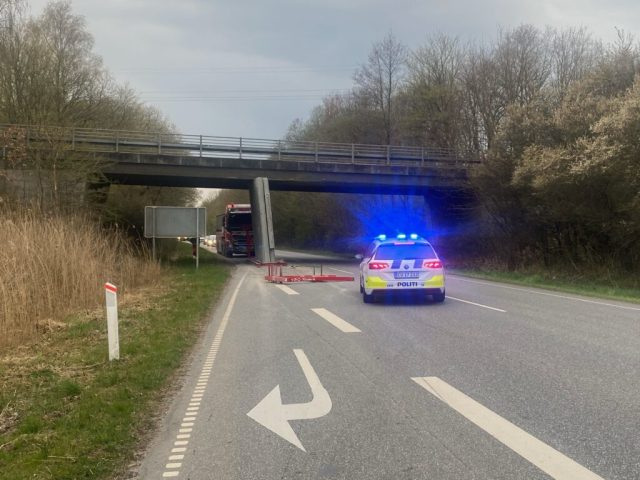 Kæmpe advarsel til danske motorvejs-bilister: Her kaster de igen sten mod jer